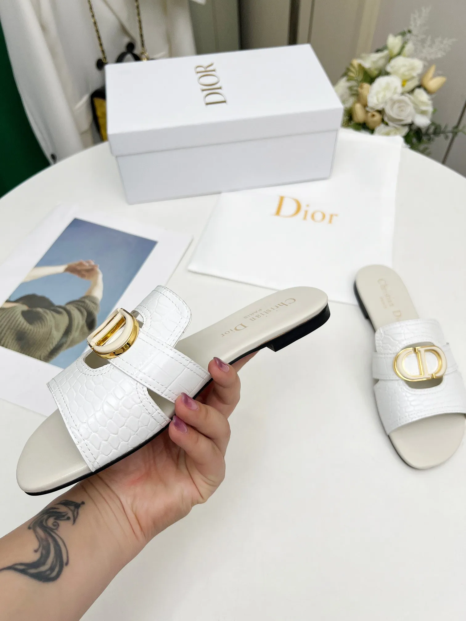 👟👟Ex-factory price 360👟👟 Genuine leather base +30 Dior spring and summer new model 6 colors optional code size 35-42